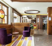 Best Western Hotel Nevada Lobby