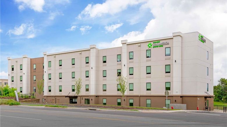 Extended Stay America Premier Charlottes Exterior. Images powered by <a href="https://iceportal.shijigroup.com" target="_blank" rel="noopener">Ice Portal</a>.