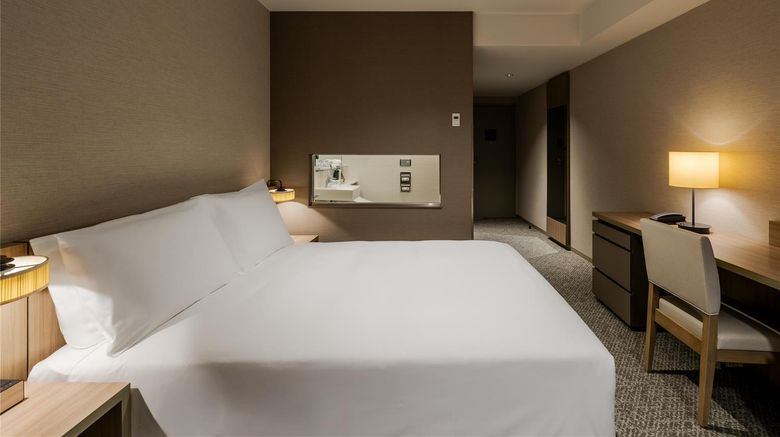 <b>Hilton Garden Inn Yokohama Minatomirai Room</b>. Images powered by <a href="https://iceportal.shijigroup.com/" title="IcePortal" target="_blank">IcePortal</a>.