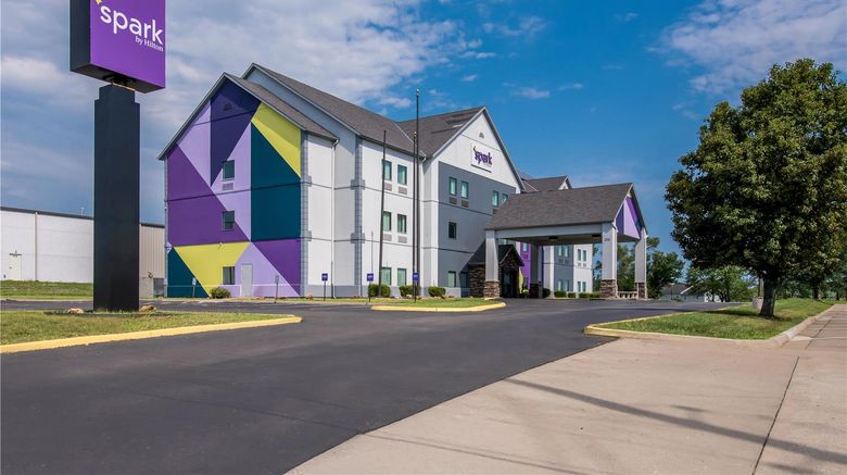 <b>Spark by Hilton Grain Valley Kansas City Exterior</b>. Images powered by <a href="https://iceportal.shijigroup.com/" title="IcePortal" target="_blank">IcePortal</a>.
