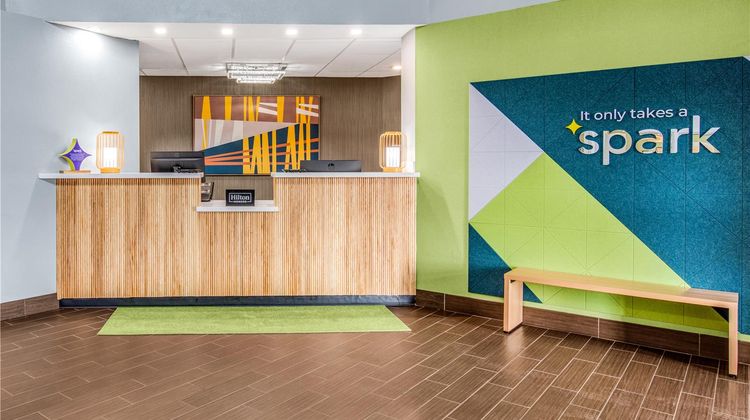 Spark by Hilton Grain Valley Kansas City Lobby