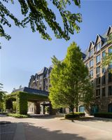 DoubleTree by Hilton North Vancouver