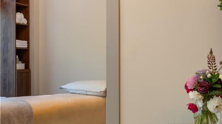 DoubleTree by Hilton North Vancouver Recreation