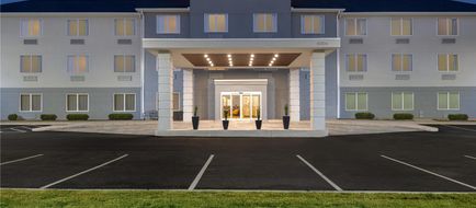 Spark Douglasville Atlanta West Exterior