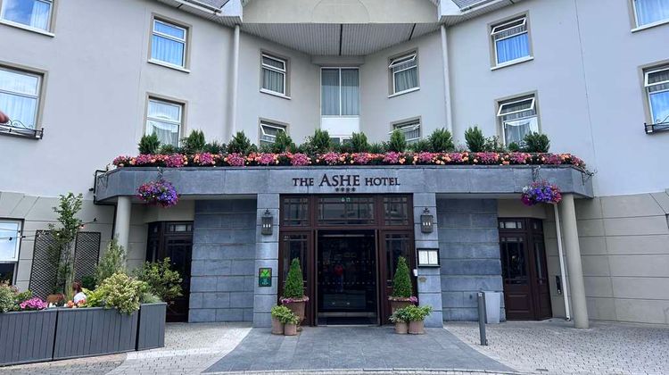 Abbey Gate Hotel Exterior