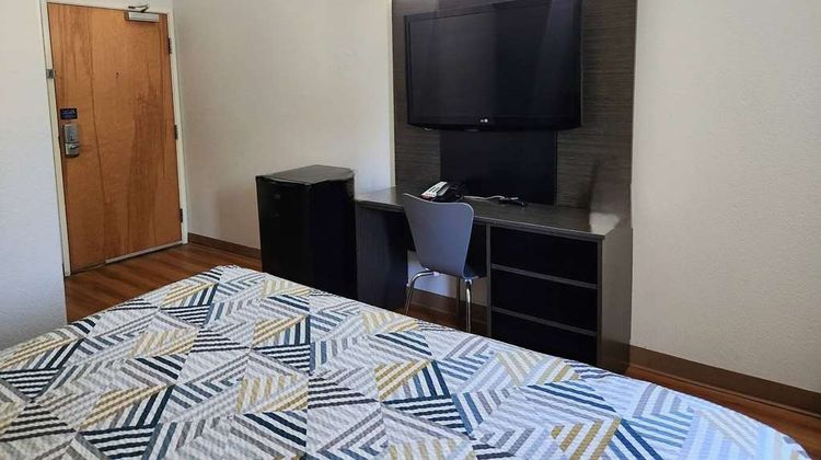 Baymont by Wyndham San Antonio Airport Room
