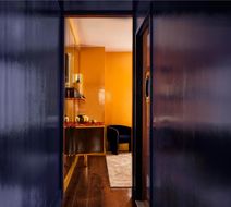 The Manner Room