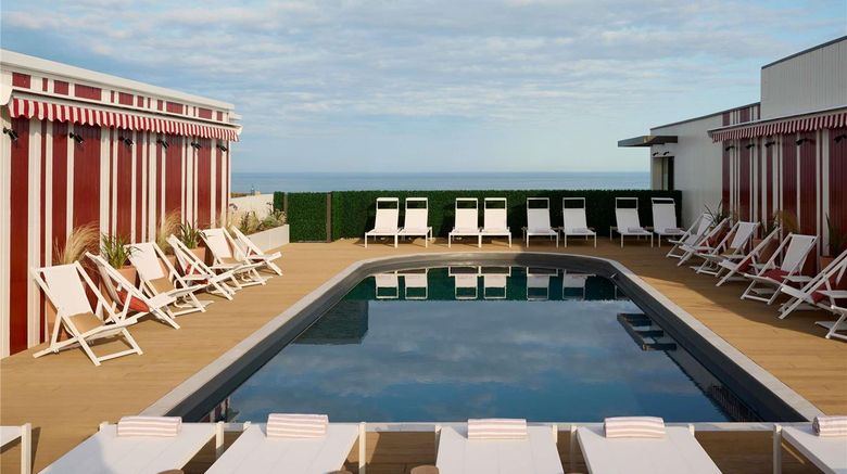 <b>Talaia Hotel and Spa Biarritz Pool</b>. Images powered by <a href="https://iceportal.shijigroup.com/" title="IcePortal" target="_blank">IcePortal</a>.