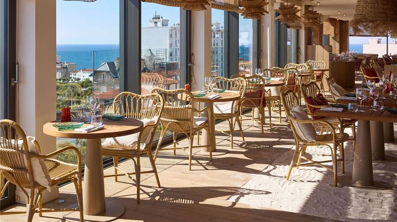<b>Talaia Hotel and Spa Biarritz Restaurant</b>. Images powered by <a href="https://iceportal.shijigroup.com/" title="IcePortal" target="_blank">IcePortal</a>.