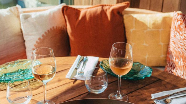 <b>Talaia Hotel and Spa Biarritz Restaurant</b>. Images powered by <a href="https://iceportal.shijigroup.com/" title="IcePortal" target="_blank">IcePortal</a>.