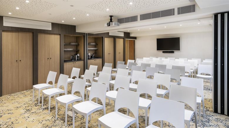 <b>Best Western Plus Hotel Saint-Roch Meeting</b>. Images powered by <a href="https://iceportal.shijigroup.com/" title="IcePortal" target="_blank">IcePortal</a>.