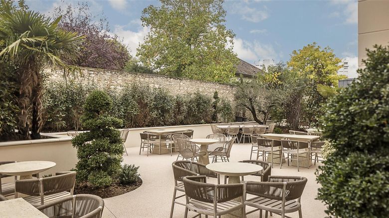 <b>Best Western Plus Hotel Saint-Roch Restaurant</b>. Images powered by <a href="https://iceportal.shijigroup.com/" title="IcePortal" target="_blank">IcePortal</a>.