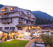 Hotel Spinale Madonna di Campiglio Exterior