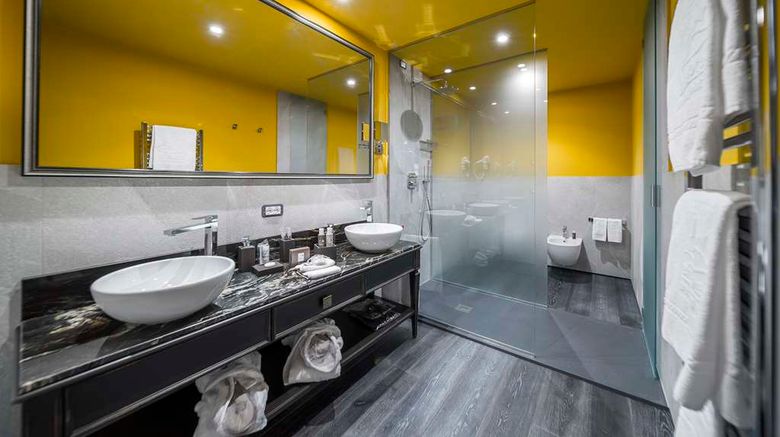<b>Hotel Spinale Madonna di Campiglio Room</b>. Images powered by <a href="https://iceportal.shijigroup.com/" title="IcePortal" target="_blank">IcePortal</a>.