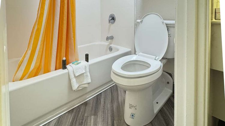 Rodeway Inn College Station Room