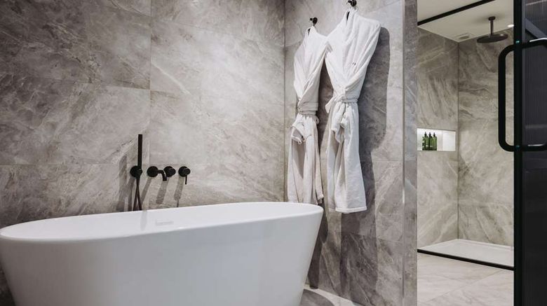 <b>Velvet Hotel Suite</b>. Images powered by <a href="https://iceportal.shijigroup.com/" title="IcePortal" target="_blank">IcePortal</a>.