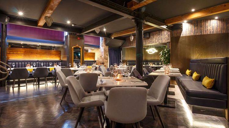 Velvet Hotel Restaurant