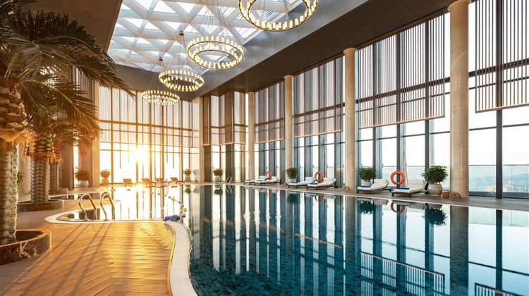 Radisson Blu Hotel, Ha Long Bay Pool