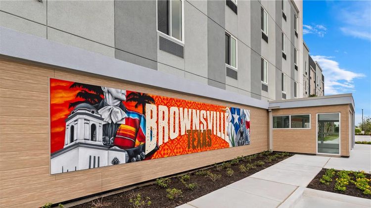 Everhome Suites Brownsville Exterior