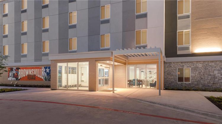 Everhome Suites Brownsville Exterior
