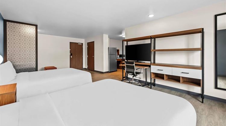Everhome Suites Brownsville Room