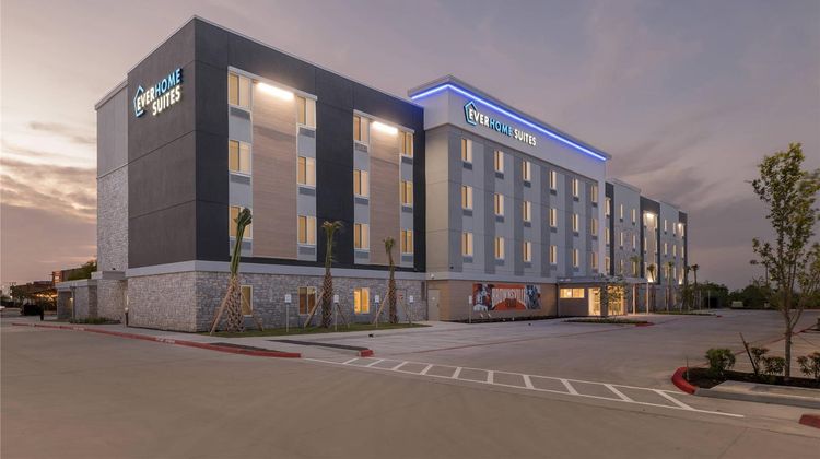Everhome Suites Brownsville Exterior