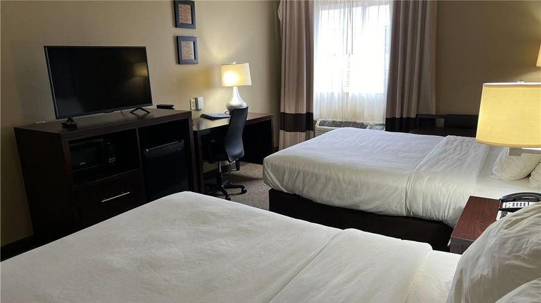 <b>Days Inn & Suites Manheim Lebanon Room</b>. Images powered by <a href="https://iceportal.shijigroup.com/" title="IcePortal" target="_blank">IcePortal</a>.