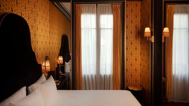 Maison Souquet Room