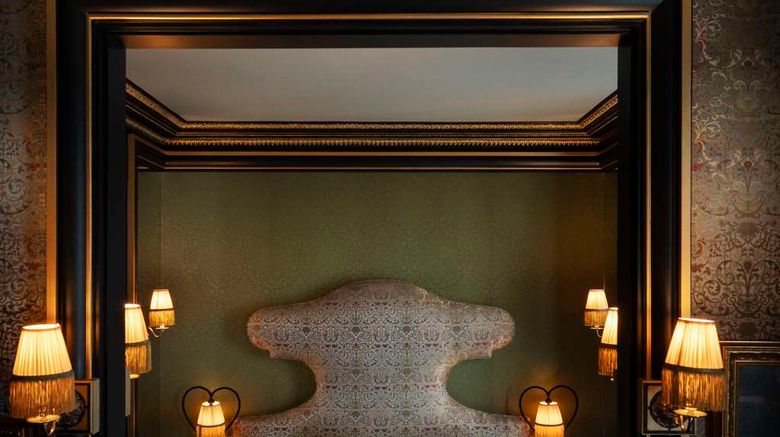 <b>Maison Souquet Room</b>. Images powered by <a href="https://iceportal.shijigroup.com/" title="IcePortal" target="_blank">IcePortal</a>.