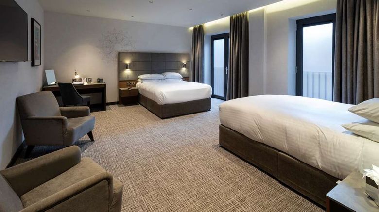 <b>DoubleTree by Hilton Belfast City Ten Sq Room</b>. Images powered by <a href="https://iceportal.shijigroup.com/" title="IcePortal" target="_blank">IcePortal</a>.