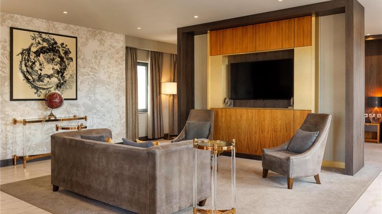 DoubleTree by Hilton Belfast City Ten Sq Room