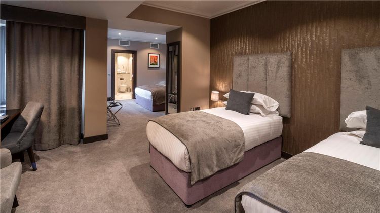 DoubleTree by Hilton Belfast City Ten Sq Room