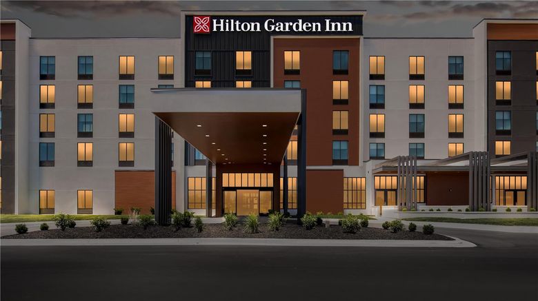 <b>Hilton Garden Inn KC Riverside Exterior</b>. Images powered by <a href="https://iceportal.shijigroup.com/" title="IcePortal" target="_blank">IcePortal</a>.