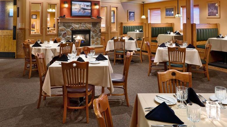 <b>Arrowwood Lodge at Brainerd Lakes Restaurant</b>. Images powered by <a href="https://iceportal.shijigroup.com/" title="IcePortal" target="_blank">IcePortal</a>.