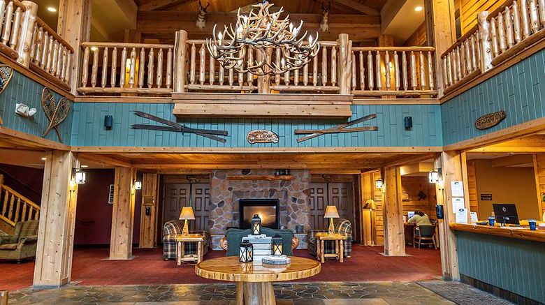 <b>Arrowwood Lodge at Brainerd Lakes Lobby</b>. Images powered by <a href="https://iceportal.shijigroup.com/" title="IcePortal" target="_blank">IcePortal</a>.