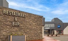 Travelodge by Wyndham Grande Prairie