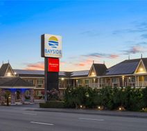 Ramada Bayside Inn & Suites Eureka Exterior