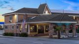 Ramada Bayside Inn & Suites Eureka Exterior