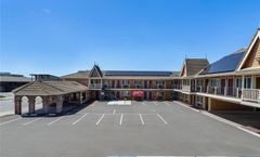 Ramada Bayside Inn & Suites Eureka