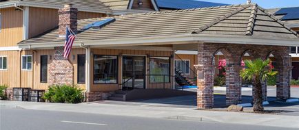 Ramada Bayside Inn & Suites Eureka Exterior
