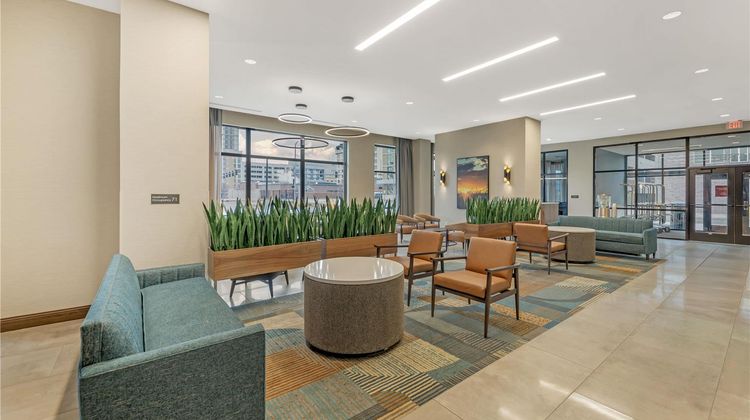 Drury Plaza Hotel Lincoln Downtown Lobby