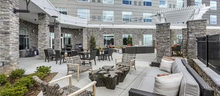 DoubleTree by Hilton Greenville Woodruff Exterior