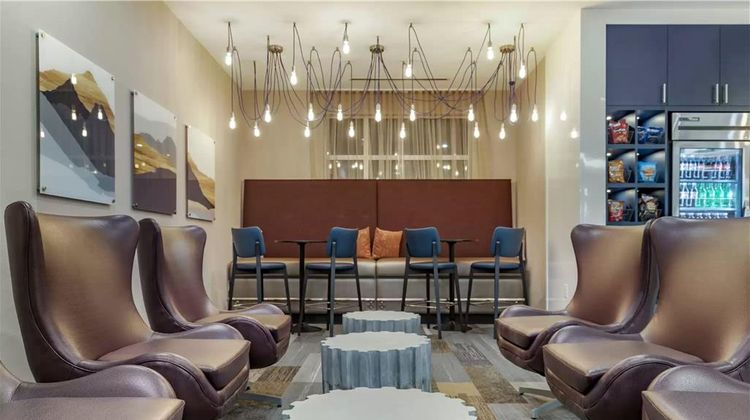DoubleTree by Hilton Greenville Woodruff Lobby