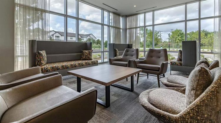 DoubleTree by Hilton Greenville Woodruff Lobby