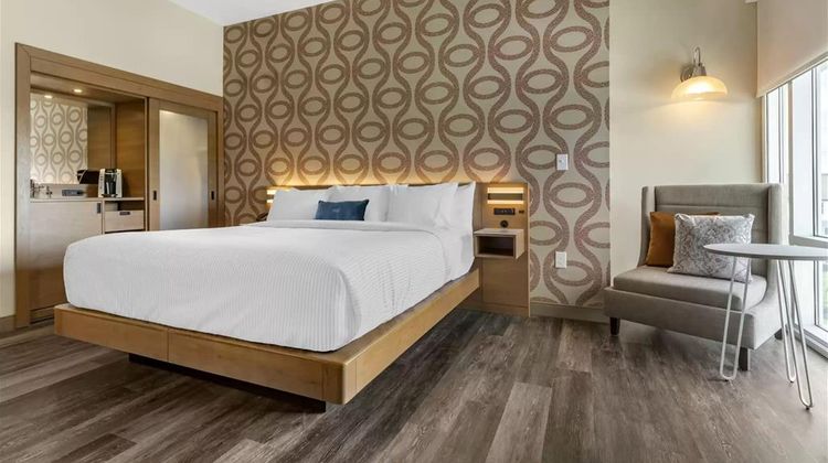 DoubleTree by Hilton Greenville Woodruff Room