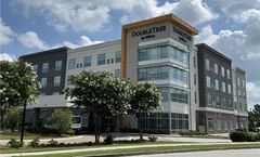 DoubleTree by Hilton Greenville Woodruff