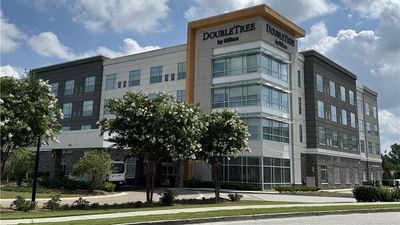 DoubleTree by Hilton Greenville Woodruff