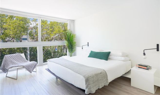 Beach Haus Key Biscayne Room