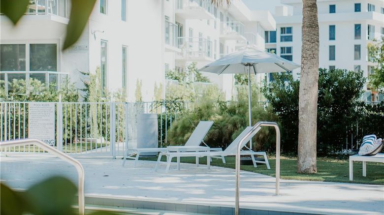 <b>Quarzo Luxury Boutique Hotel Pool</b>. Images powered by <a href="https://iceportal.shijigroup.com/" title="IcePortal" target="_blank">IcePortal</a>.
