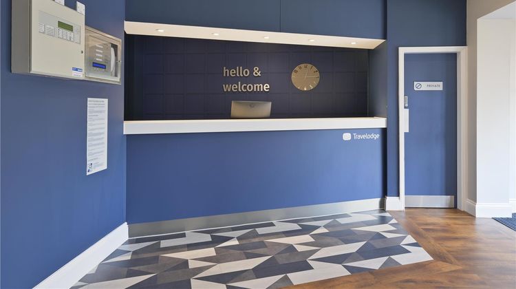 Travelodge Bromsgrove Lobby